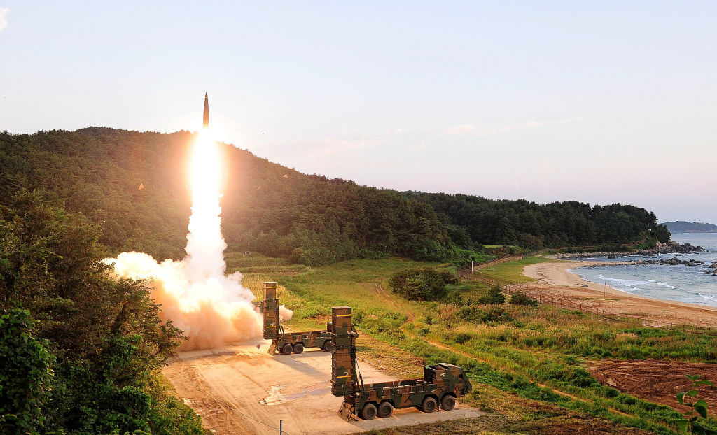 SUA si Rusia negociaza prelungirea Tratatului privind reducerea armelor nucleare strategice. Ce conditie pune America