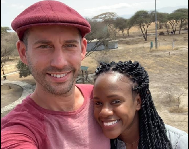Un american şi-a cerut in casatorie iubita, sub apa, in Tanzania. Dupa cateva minute a murit fulgerator