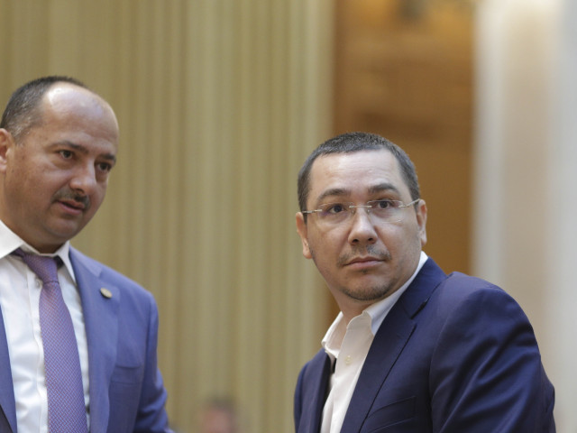 Puciștii din ALDE vor să își facă partid și să rupă voturi înainte de moțiune