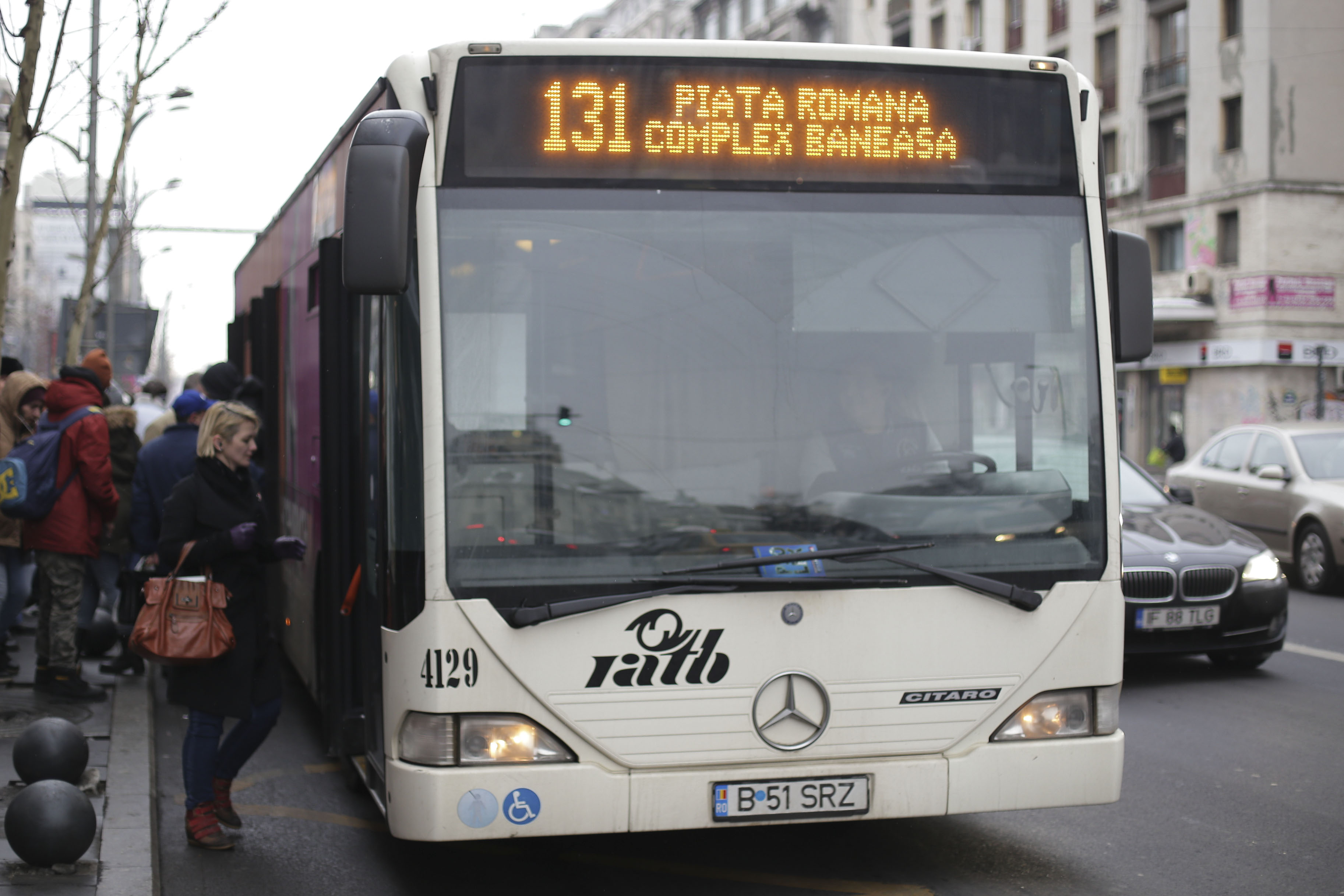 Sofia a cumpărat autobuze Citaro, la fel de vechi ca cele din București, la un preț de 8 ori mai mare decât al pieței
