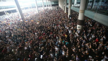 barcelona manifestanti aeroport - twitter