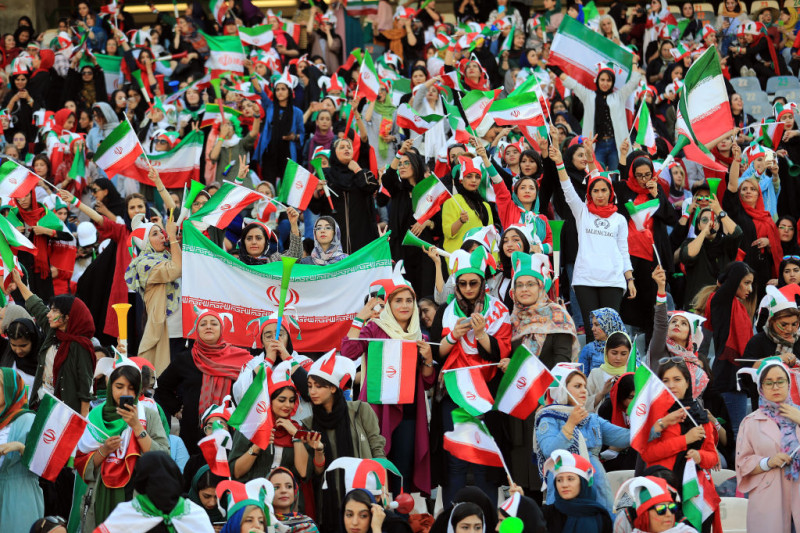 femeile din Iran, prima dată după 40 de ani pe stadion