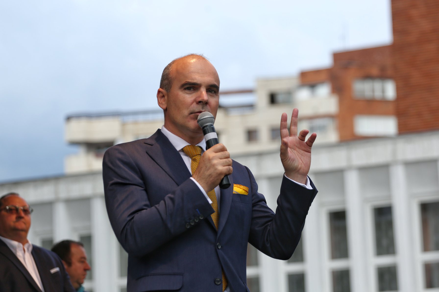Rareș Bogdan: Este exclus să ieșim de la guvernare. Măsurile fiscale nu vor fi adoptate ca în draftul apărut în public