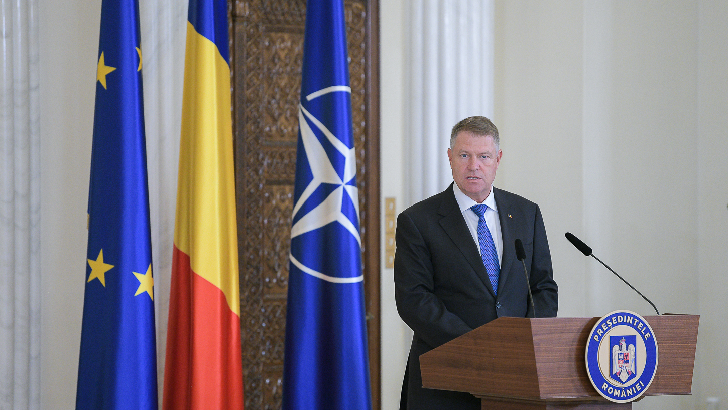 Publicaţia germana Der Spiegel il critica dur pe Klaus Iohannis: Este eroul care a eşuat, dar care totuşi va invinge