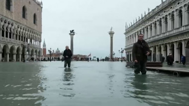 Veneția a fost inundată de 3 ori în 5 zile
