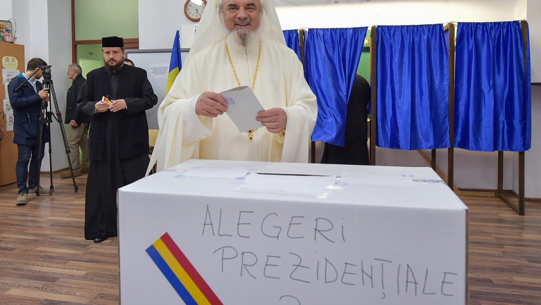 patriarhul-daniel-vot-alegeri-prezidentiale-2019 (1)
