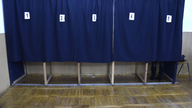 Primul tur al alegerilor prezidentiale 2019, la o sectie de vota