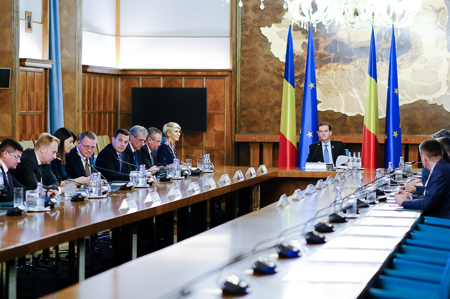 La o saptamana de la instalarea la guvern, PNL a inceput sa isi puna oamenii in CA-urile companiilor de stat