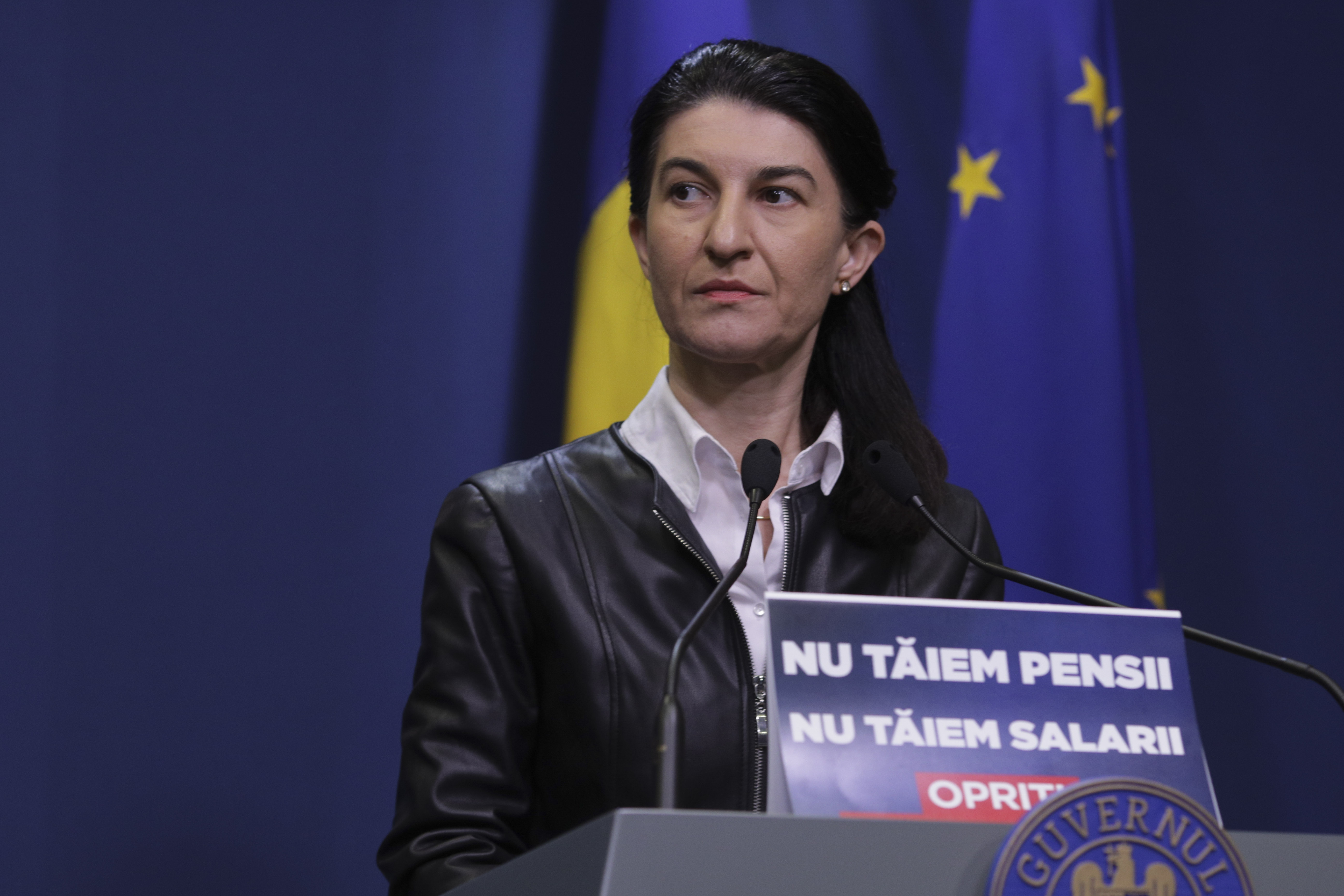 Ministrul Muncii: In acest moment avem 500.000 de contracte de munca suspendate