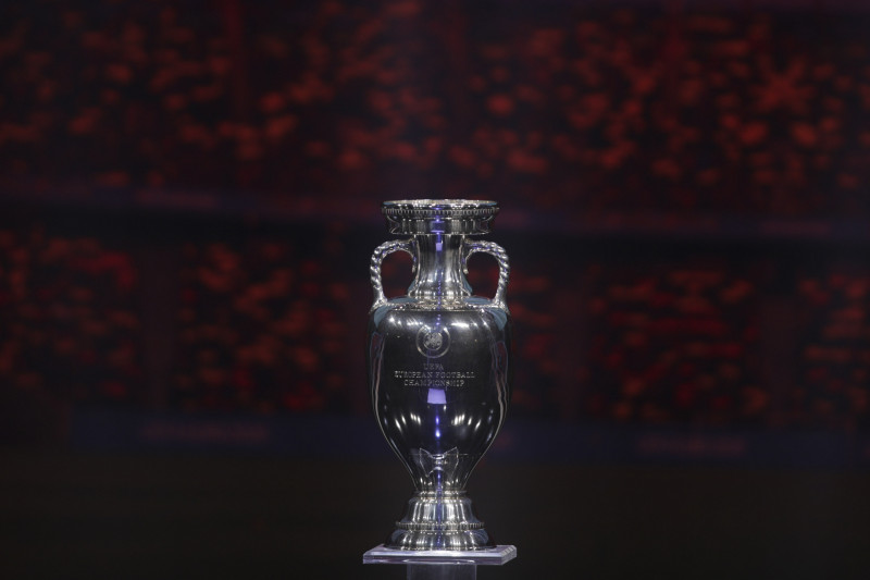 trofeul campionatul european fotbal grupe euro INQ_OG__G_inq_og__g_ogn_0117