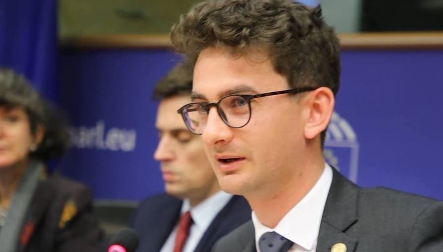Evanghelia dupa Iulian Bulai | Postarea controversata a deputatului USR a starnit reactii virulente si in partid