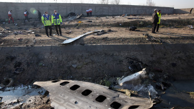 rămășițe ale avionului ucrainean doborât deasupra Teheranului, ianuarie 2020