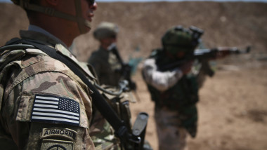 U.S. Military Trains Iraqi Army