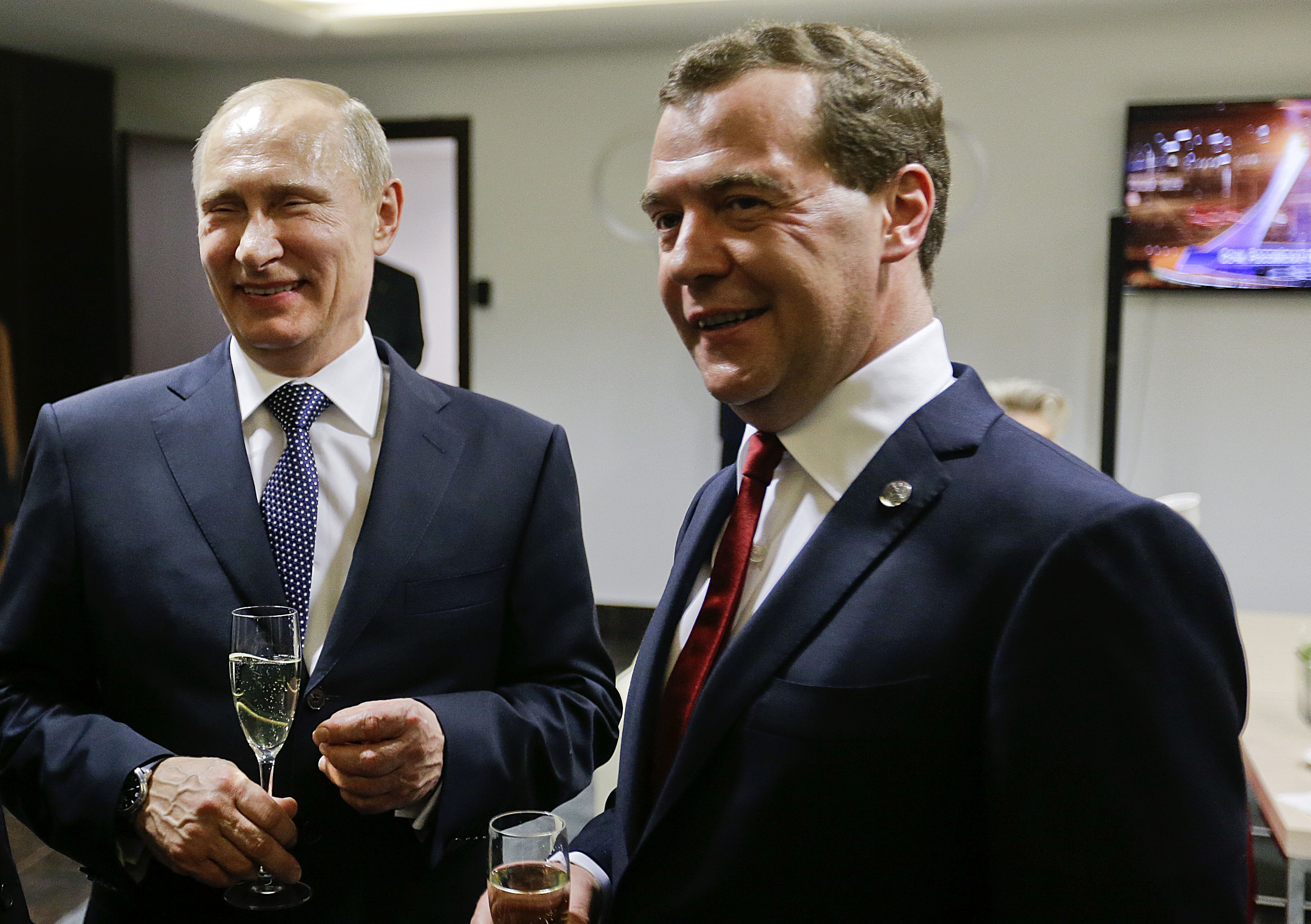 Medvedev amenință NATO: „Nu se va mai vorbi” despre o Baltică fără nucleare. Premierul Lituaniei îi răspunde: „Nimic nou”