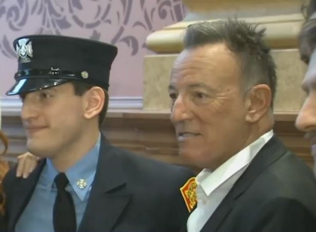 VIDEO. Reactia lui Bruce Springsteen dupa ce fiul sau s-a facut pompier: „A fost un drum lung”