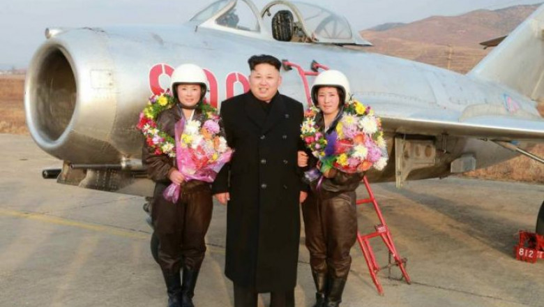 Rim Sol, prima femeie pilot de lupta din Coreea de Nord alaturi de Kim Jong-un