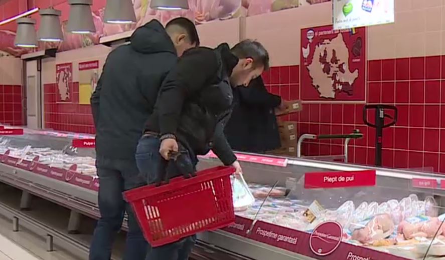 Alerta alimentara de la Comisia Europeana: Carne infectata cu gripa aviara a fost livrata in Romania