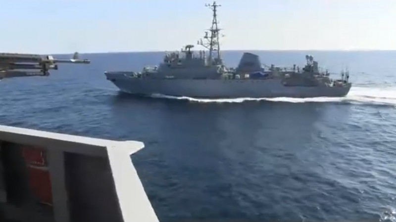 nava rusa provoaca distrugător SUA în Marea Arabiei