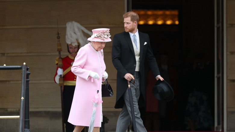 Regina Elisabeta a II-a și Prințul Harry
