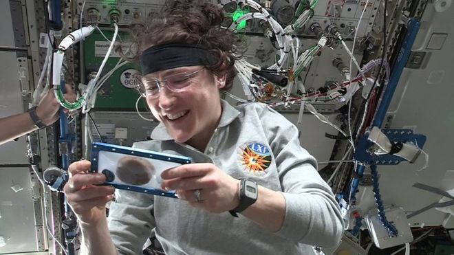 Biscuitii cu ciocolata, primele prajituri create in spatiu, la bordul ISS