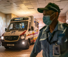 Coronavirusul este mai contagios decât se aşteptau specialiştii - se transmite şi înainte de a da simptome