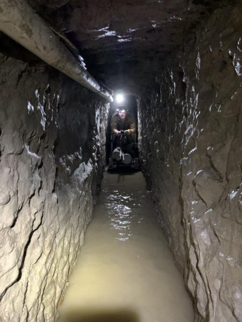 Tunel folosit de traficantii de droguri pentru a transporta substante interzise in Mexic