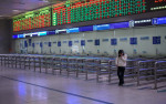 Empty ticket office at Jinan railway station during Chunyun