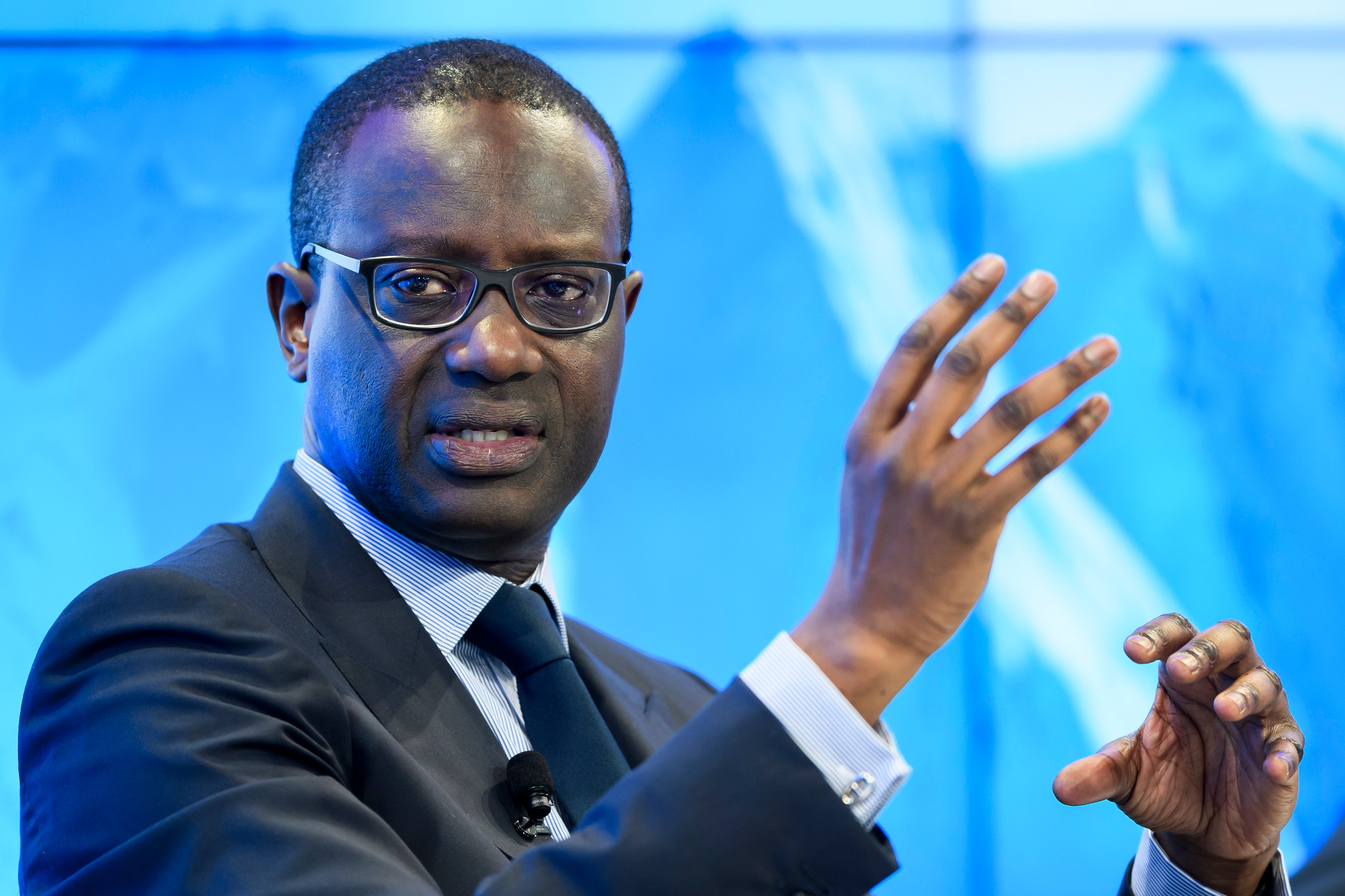 CEO-ul Credit Suisse demisionează, pe fondul unui scandal uriaș de spionaj