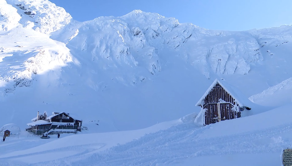 Cel mai mare strat de zăpadă, de 141 de centimetri, la Bâlea Lac. Situația în țară - hartă