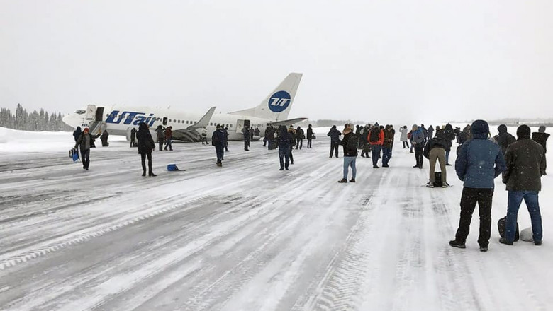 Un avion a fost nevoit sa aterizeze fortat pe un aeroport din Rusia