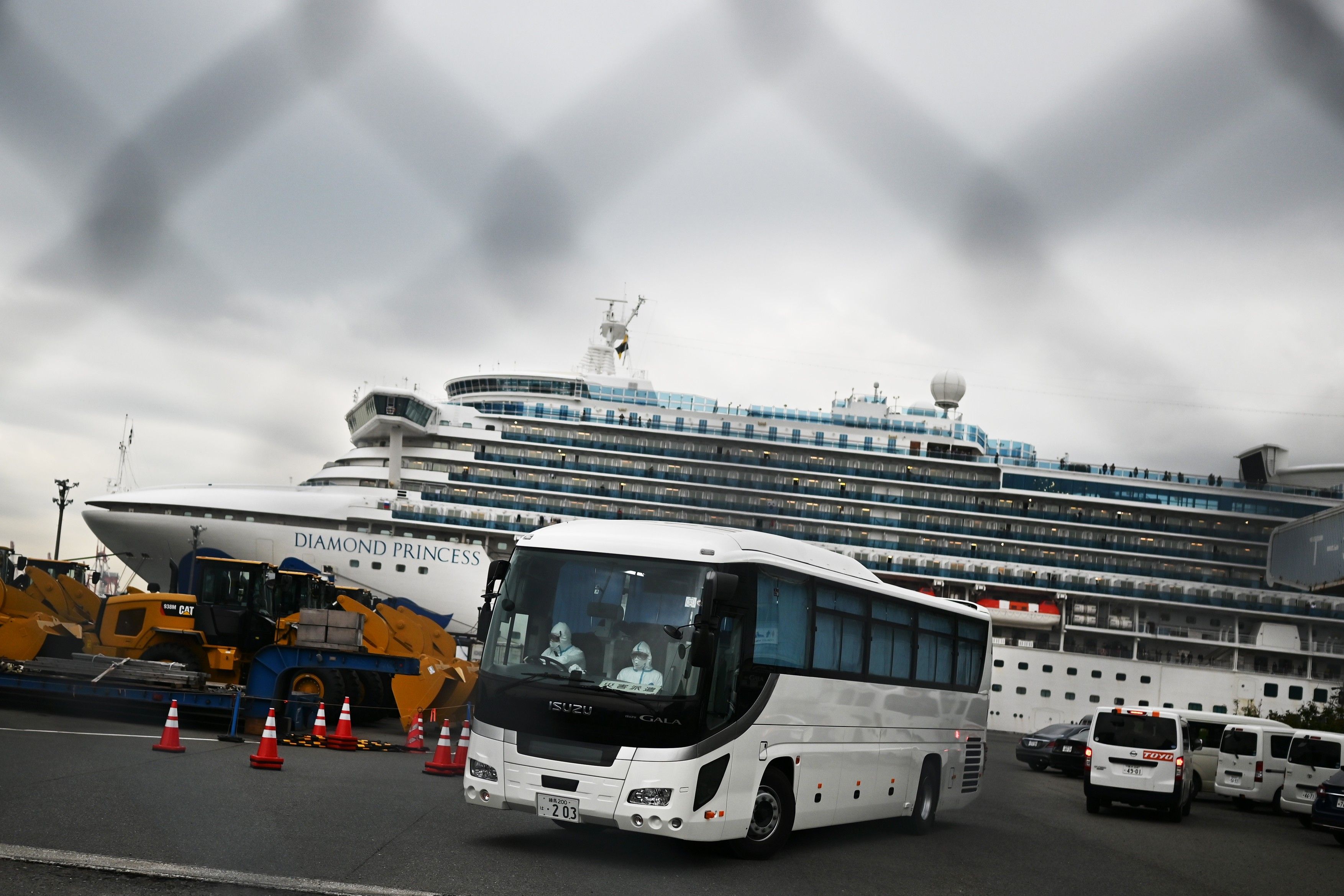 Japonia a oferit 2.000 de telefoane iPhone pasagerilor în carantină de pe nava Diamond Princess