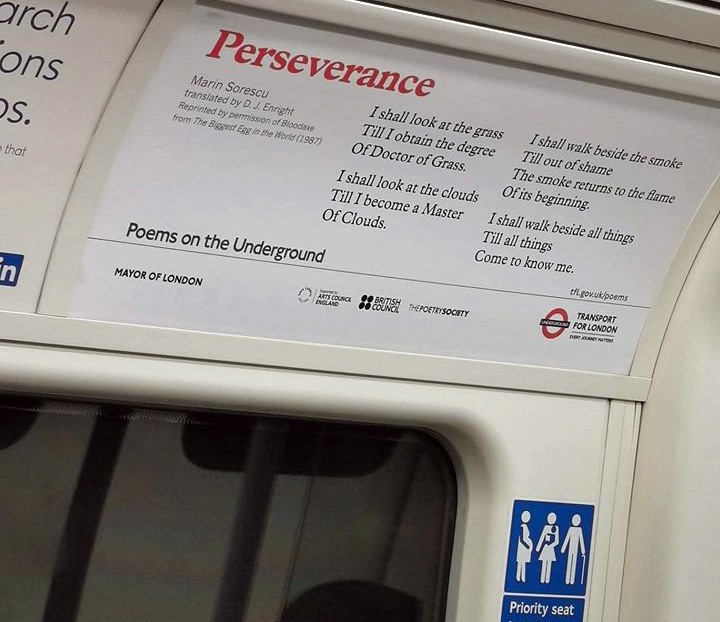 Poezie de Marin Sorescu, afișată în metroul din Londra