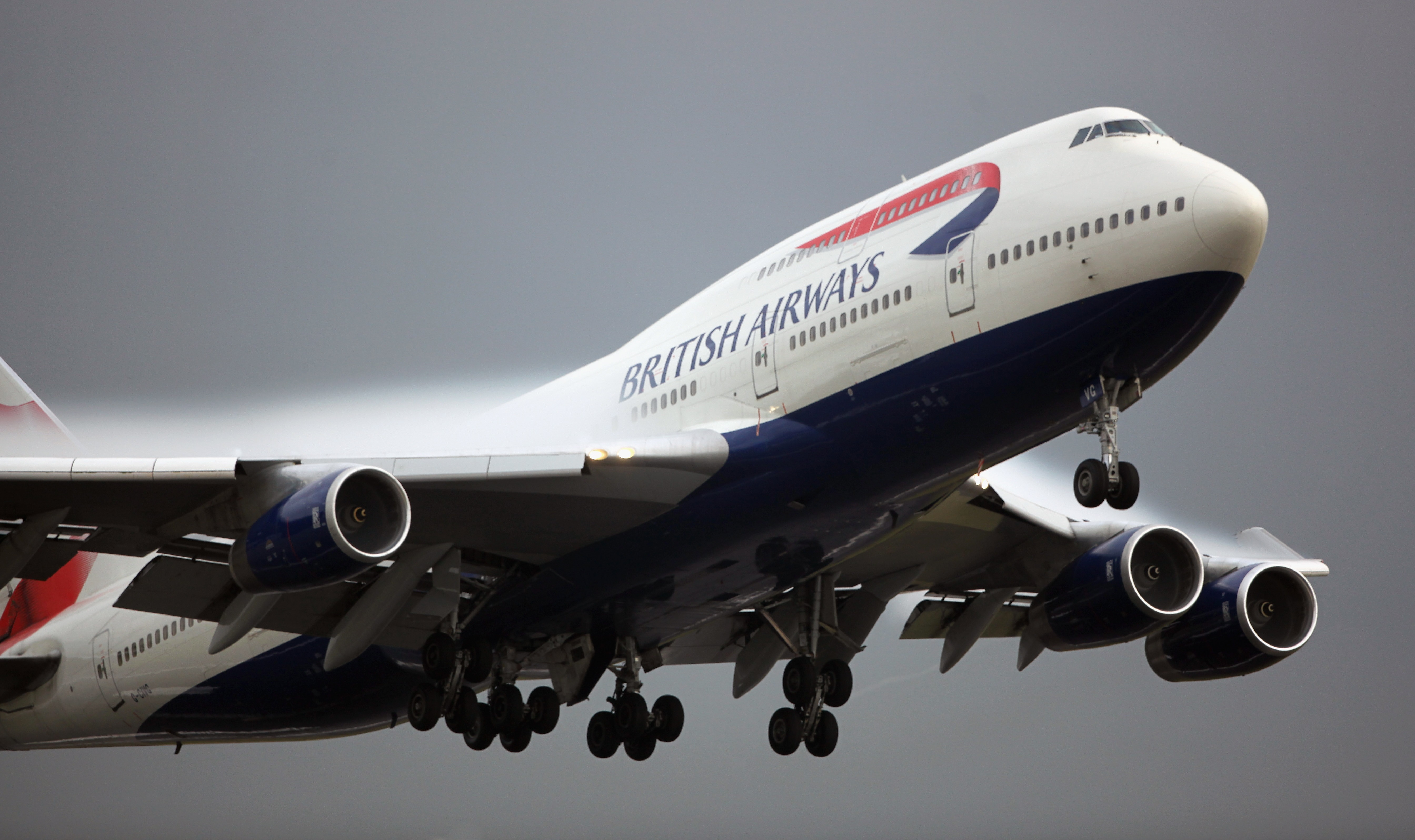 Ajutat de furtună, un avion al British Airways a doborât recordul pentru cel mai rapid zbor între New York și Londra