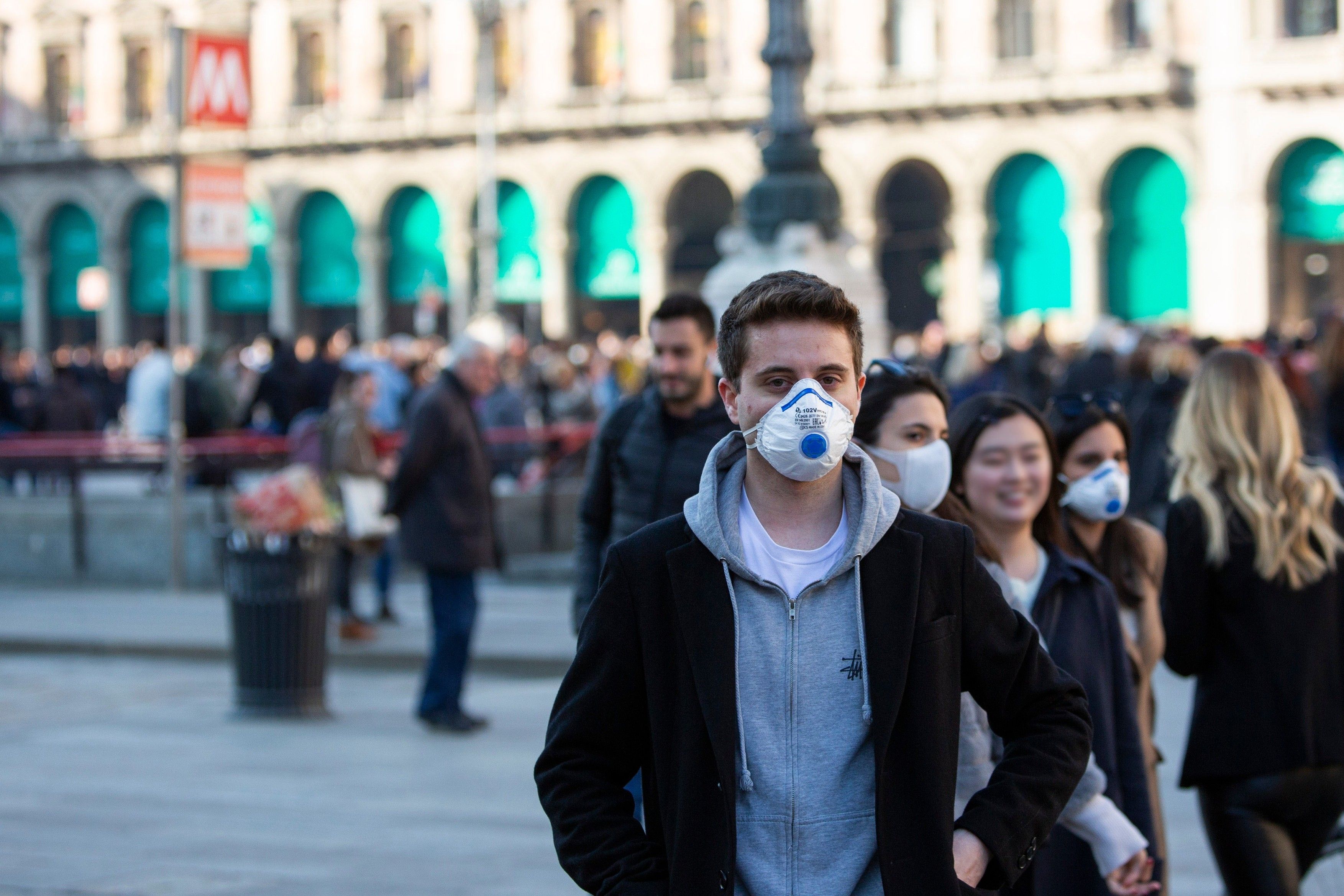 Italia înregistrează un nou record zilnic de infectări cu coronavirus