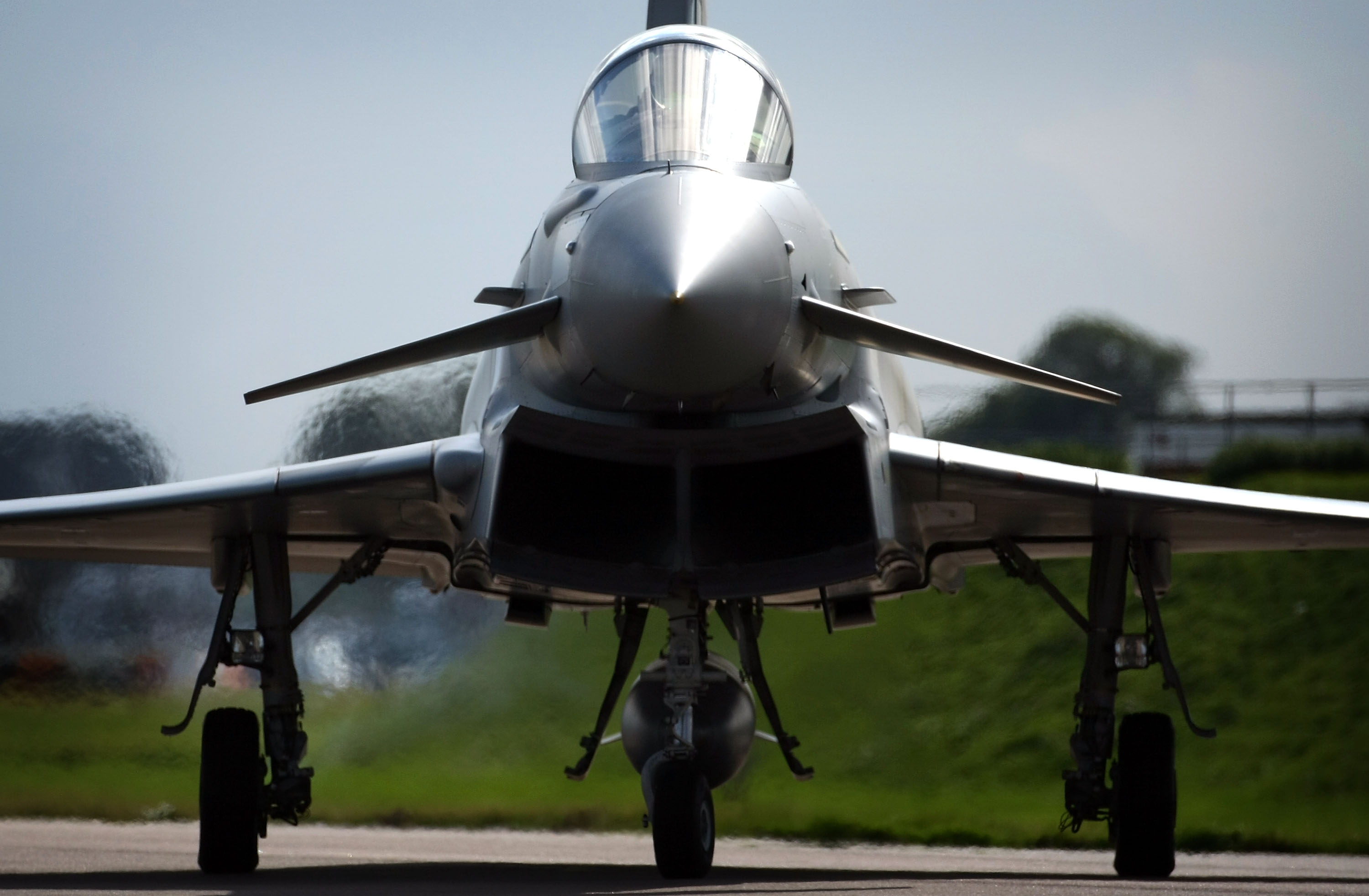 Avioane militare britanice, trimise sa intercepteze un bombardier nuclear rus
