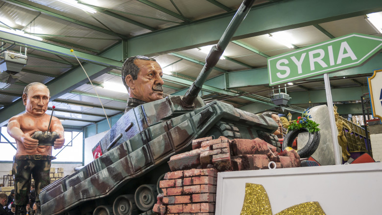 MAINZ, GERMANY - FEBRUARY 18: A float that depicts 'Putings Panzerfahrt' (Putings tank ride) during a press preview by the Mainzer Carnival Club on February 18, 2020 in Mainz, Germany. The Russian President Vladimir Putin holds a remote control and directs a tank with Turkish President Erdogan to Syria. Rose Monday parades in the Rhine region typically showcase political satire in a longstanding tradition. This year Rose Monday falls on February 24. (Photo by Thomas Lohnes/Getty Images)