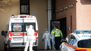 Italia ambulanta coronavirus decese