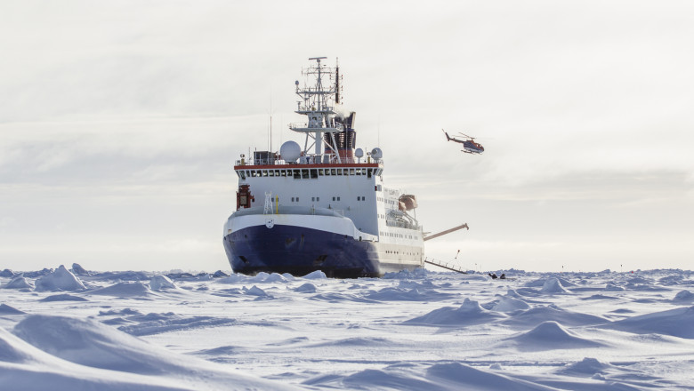 Un echipaj de cercetare, in Antarctica
