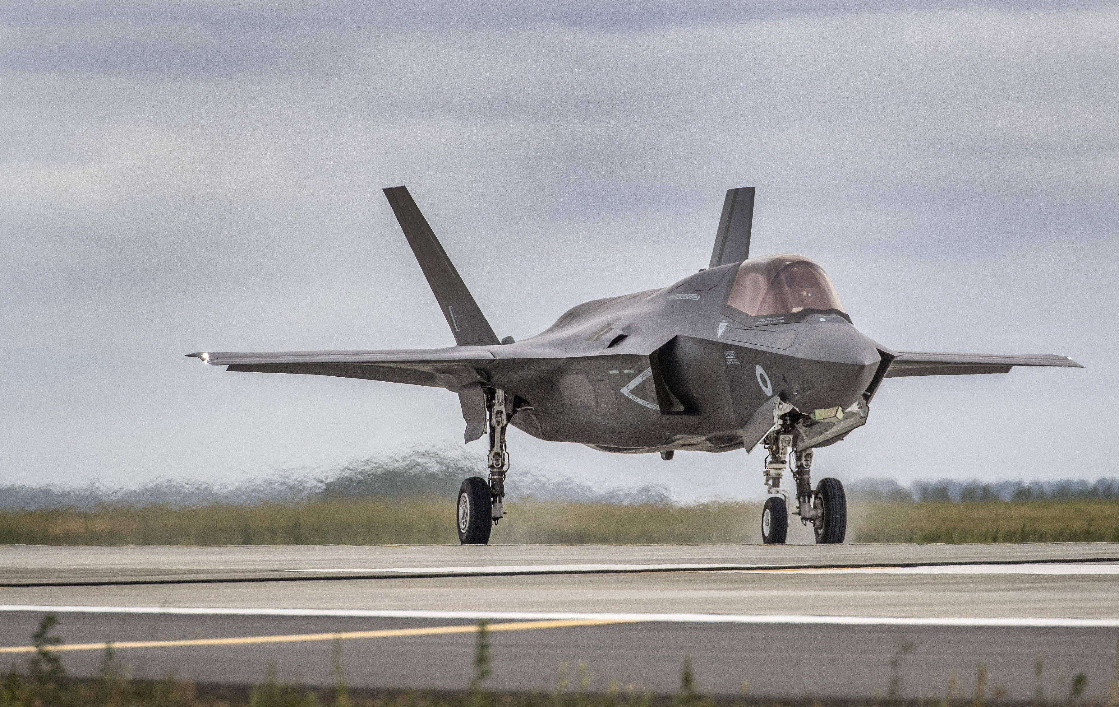 NATO va face poliţie aeriană în Bulgaria cu avioane Eurofighter şi F-35