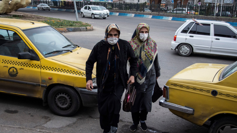 Women wear face masks as a precaution against the outbreak of Coronavirus Coronavirus outbreak, Iran - 24 Feb 2020 With the spread of coronavirus in the world, the virus has hit Iran and Qom, Rasht has the highest number of people with coronavirus in Iran. Currently schools and universities in Gilan province are closed and people move less in the city., Image: 500868659, License: Rights-managed, Restrictions: , Model Release: no, Credit line: Babak Jeddi/SOPA Images / Shutterstock Editorial / Profimedia