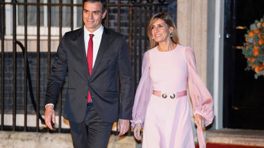 Premierul Pedro Sanchez și soția sa, Maria Begona Gomez Fernandez