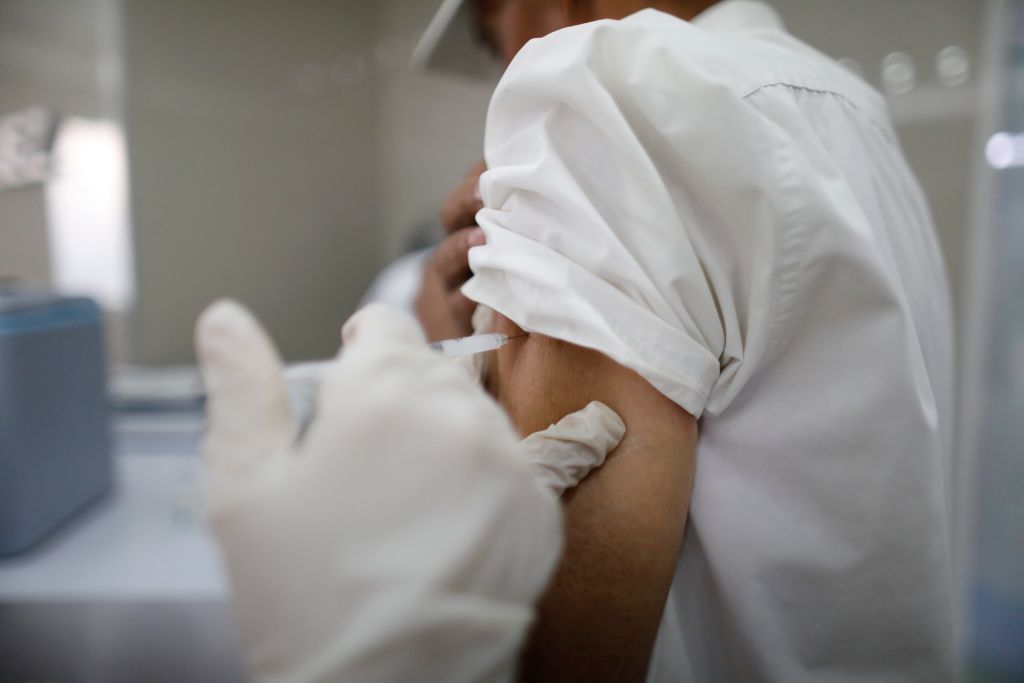 Nelu Tătaru: Prima tranșă de vaccin anti-Covid vine în România la sfârșitul lunii decembrie. În ianuarie începe vaccinarea