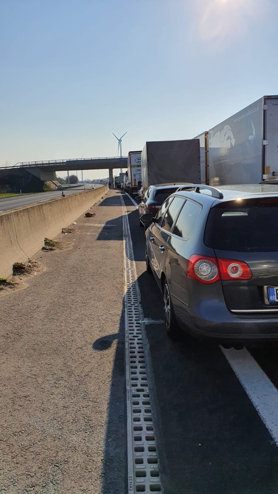 Ungaria va revizui regulile de calatorie in ţarile vecine cu numar de cazuri in creştere, printre care si Romania