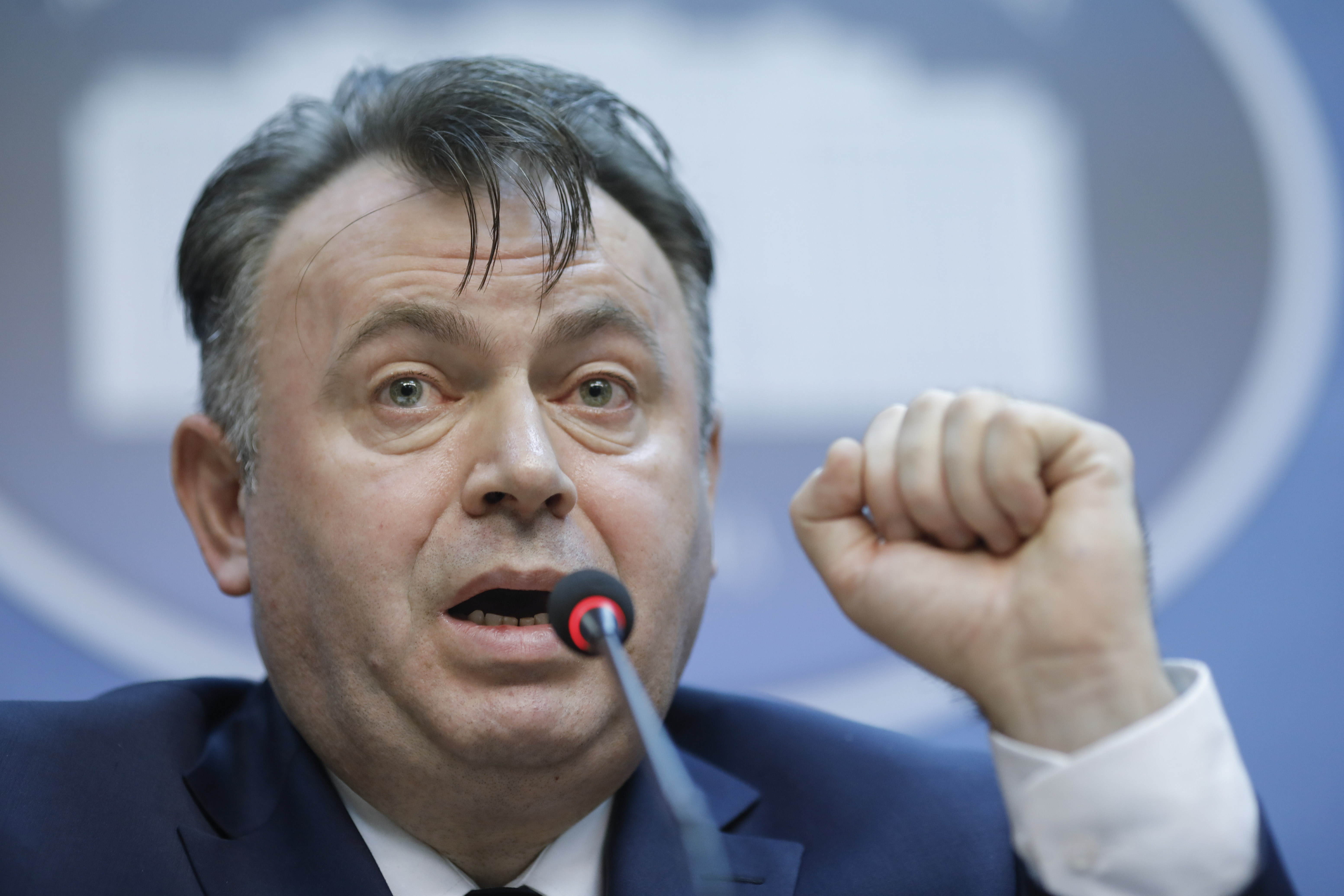 Nelu Tataru spune ca a fost la ziua premierului Ludovic Orban doar in trecere: Nu sunt nici fumator, nici bautor