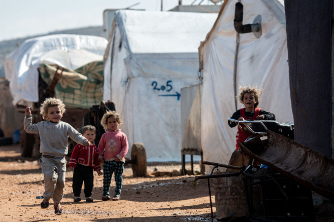 Syrian Refugee Camps Swell As Idlib Offensive Pushes Towards Turkish Border