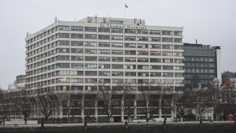 LONDON, ENGLAND - MARCH 04: General view of St Thomas's Hospital, which is dealing with covid-19 patients, on March 4, 2020 in London, United Kingdom. NHS England has declared coronavirus a level four incident, the highest level of emergency preparedness planning, with 53 confirmed cases of the virus now in the UK. (Photo by Peter Summers/Getty Images)