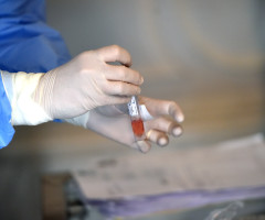 Coronavirus România: Deces al unui bărbat de 39 de ani fără alte boli, în Ialomița. Alte două persoane au murit la domiciliu