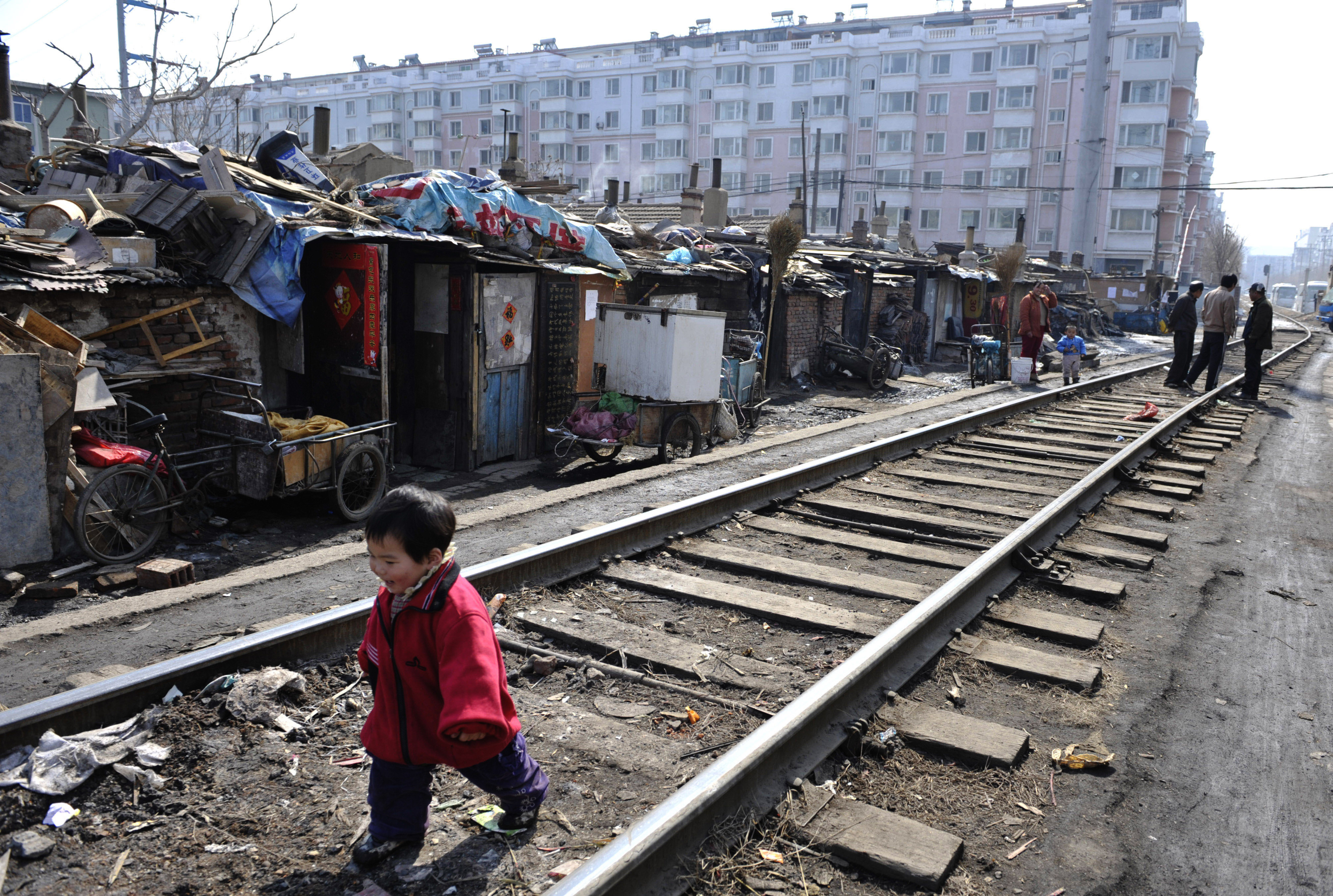 China anunță că a eradicat sărăcia extremă