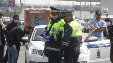 Entry into Moscow restricted to drivers with regional number plates