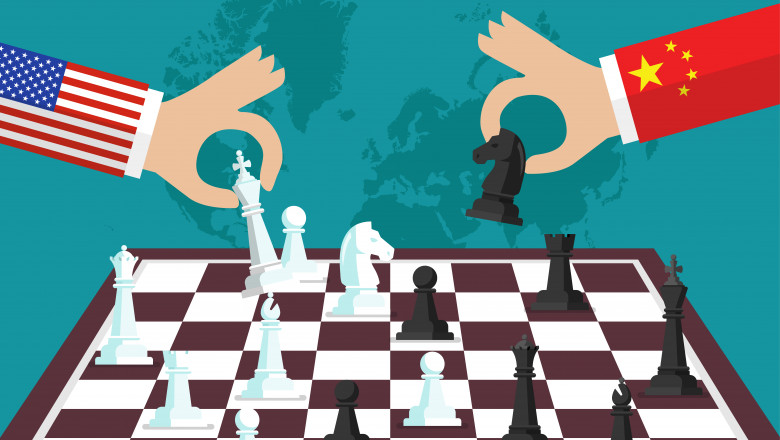 Ilustrație a relațiilor SUA-China reprezentate într-un joc de șah.